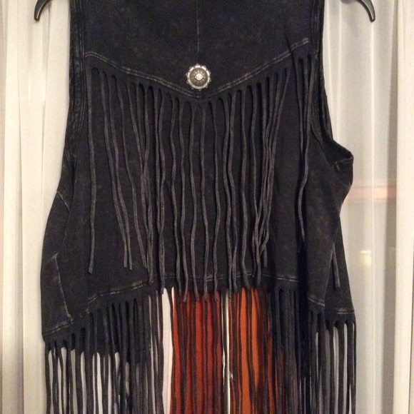 Fringe vest - Picture 4 of 4